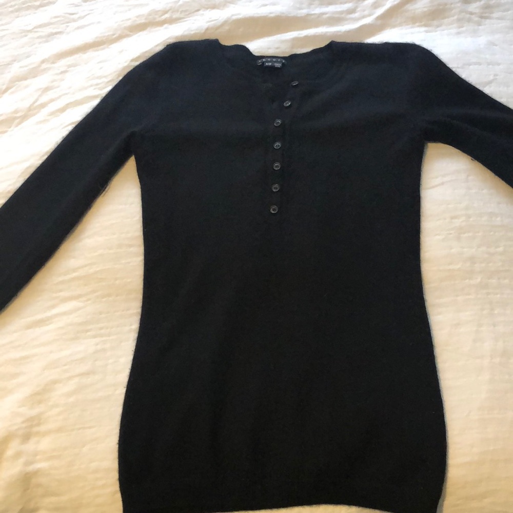 Theory cashmere sweater